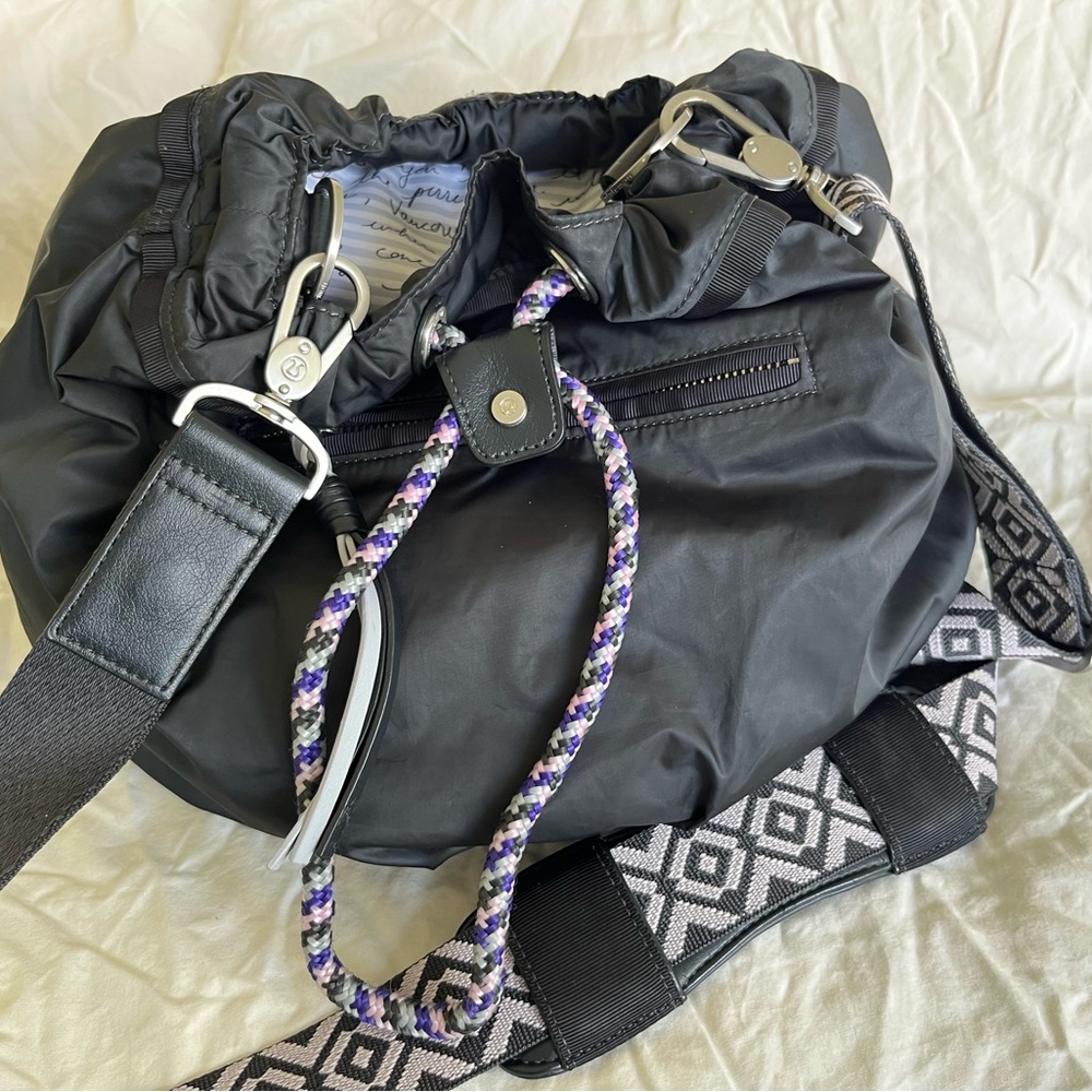 Lululemon black drawstring Bucket  bag